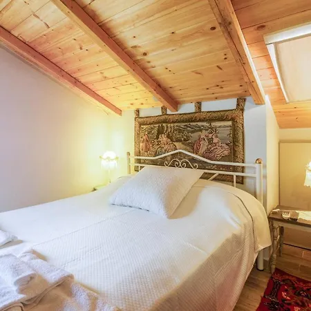 Petros 'n' Dimi Family Holiday home *